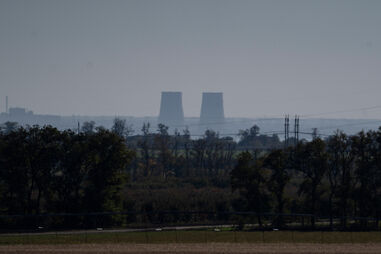 Agência de Energia Atómica condena ataque a central de Zaporijia