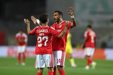 Triunfo do Benfica não esconde carências