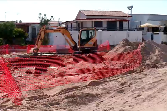 Obras de saneamento na Ilha da Armona complicam vida aos moradores e originam protestos