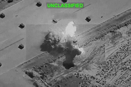 EUA revelam imagens de novos ataques ao Irão. Foram atingidos 90 alvos militares