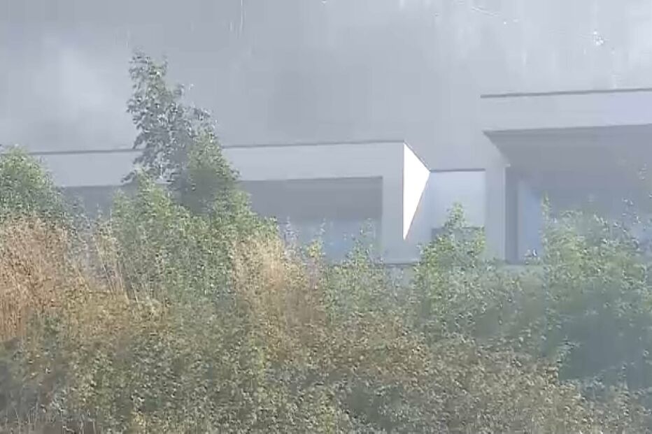 Mais de 100 operacionais continuam a combater as chamas em Barcelos