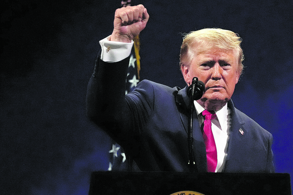 Imagem AMERICA_25__INDEPENDENCE_DAY_TRUMP__91_9--70D08.jpg
