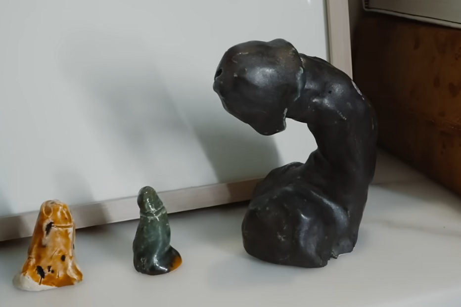 Madonna mostra as esculturas de pénis 