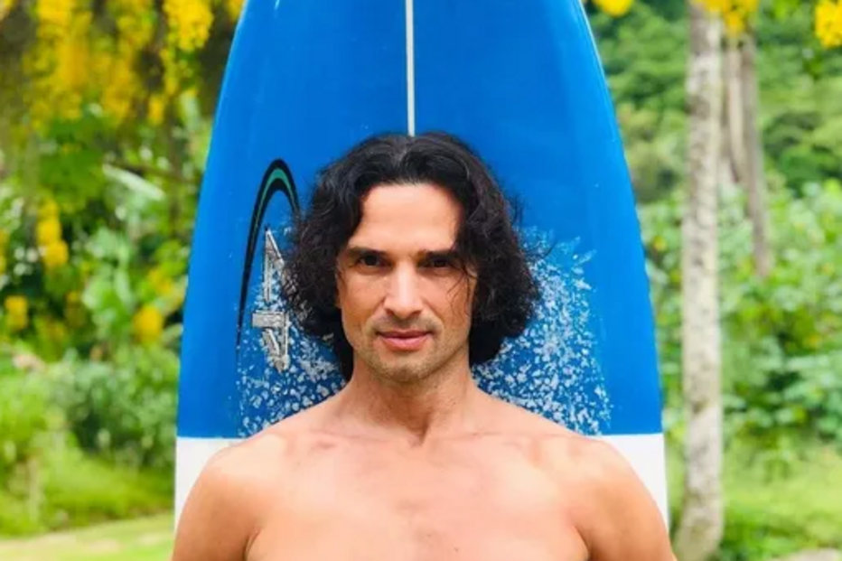Ator Jeff Machado foi drogado, estrangulado, morto e enterrado dentro de baú concretado em cimento a 22 de maio de 2023