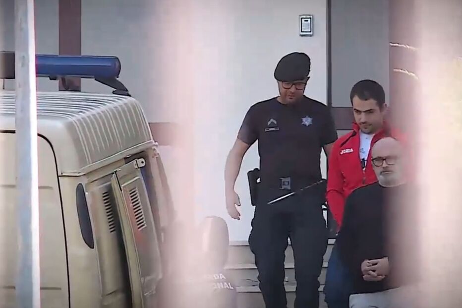 'Rei dos catalisadores' cometeu centenas de furtos mas acabou preso por atropelar ciclistas quando fugia à PSP