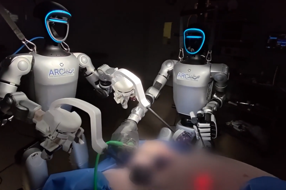Robôs humanóides realizam cirurgias experimentais pela primeira vez