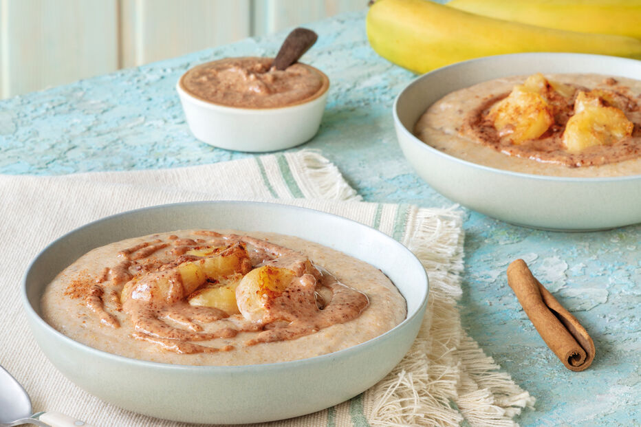 Papa de aveia com banana e canela, ideal para a menopausa