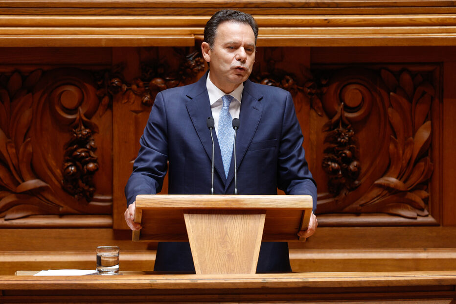 Primeiro-ministro Luís Montenegro no debate do Estado da Nação