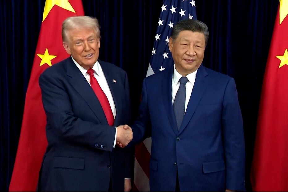 Trump encontra-se com Xi Jinping na China para discutir temas importantes.