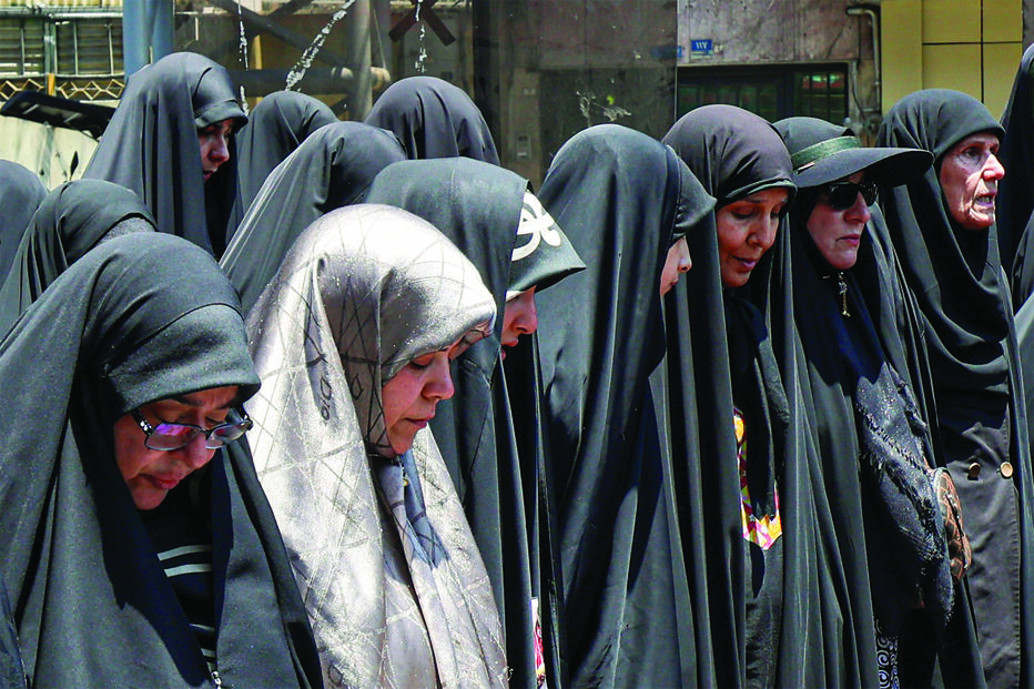 Milhões de pessoas participaram nas cerimónias fúnebres do Líder Supremo Ali Khamenei