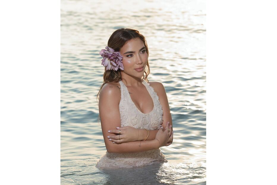 Nicole Rivera, ex-namorada de Richard Ríos, agora com Durán