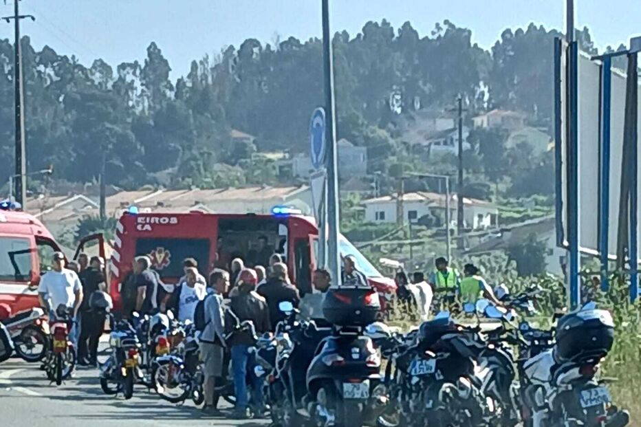Um motociclista ficou ferido, esta manhã de sábado, num acidente na rotunda de Moure