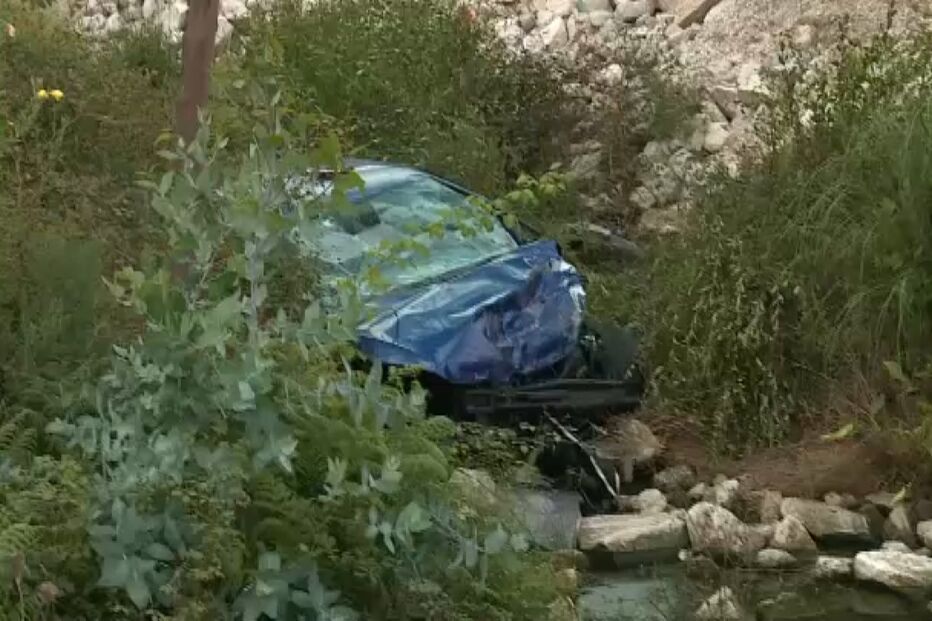 Cinco feridos em acidente na Marinha Grande. Casal e bebé em estado grave