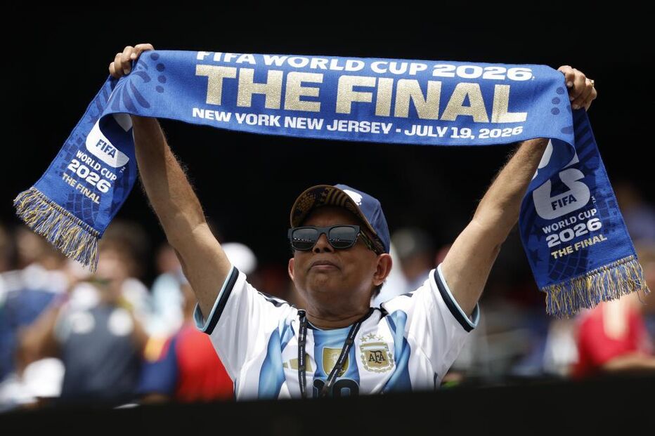 Espanha - Argentina: De La Fuente mantém 'onze', Scaloni muda três 'peças'