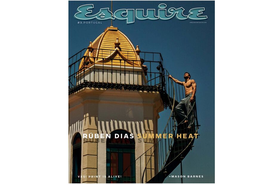 Rúben Dias em destaque na capa da Esquire Portugal de julho de 2020