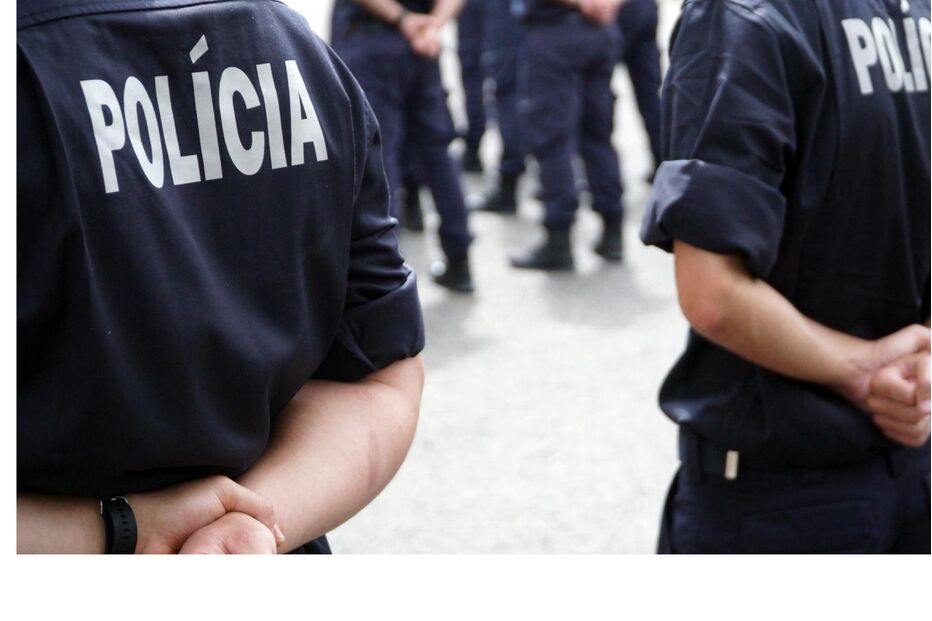 Agentes da Polícia em serviço