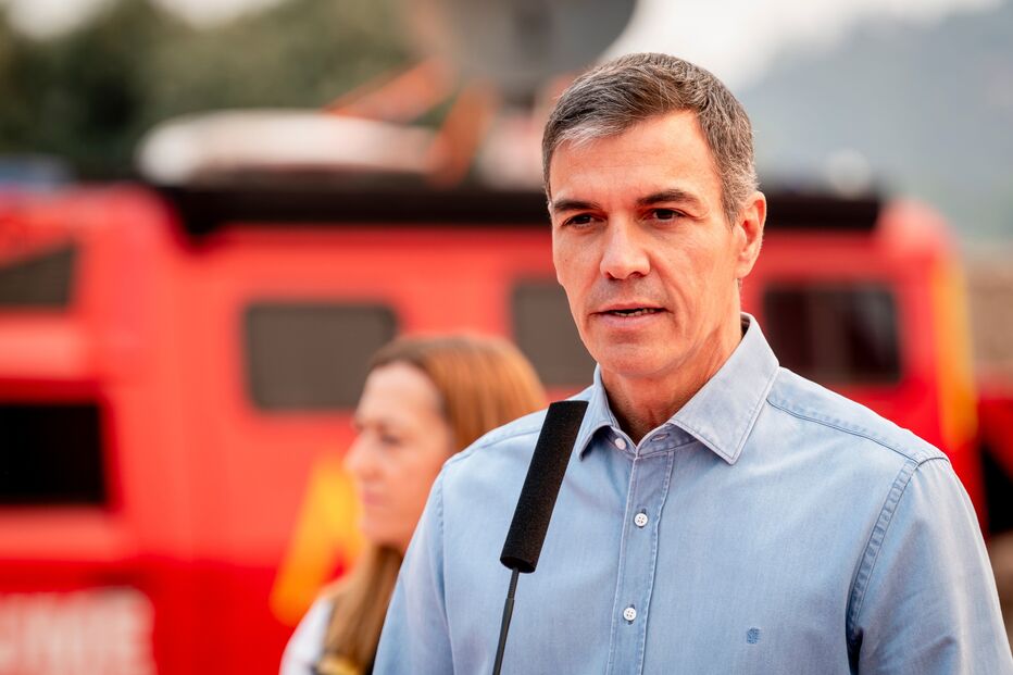 Prime Minister Pedro Sánchez at the Forward Command Post in the area affected by the forest fires in the western