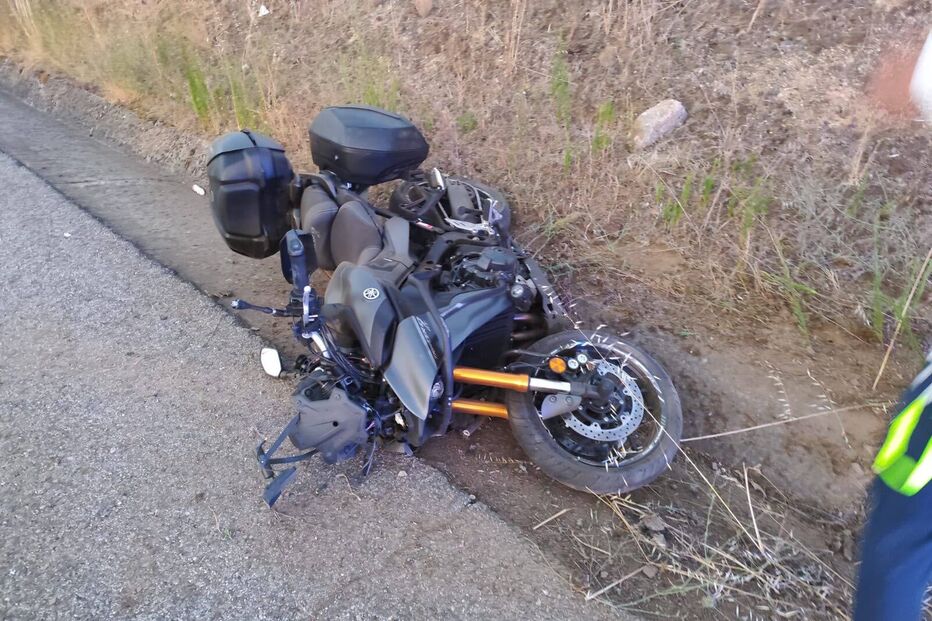 Motocilista morre após despiste na A24