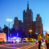 <![CDATA[ Pelo menos três mortos e 15 feridos em explosão num prédio no centro de Moscovo ]]>