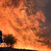 <![CDATA[ Ventos fortes agravam incêndio na Grécia ]]>