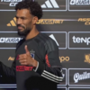 <![CDATA[ "O Mundial foi a melhor coisa que já me aconteceu": Vozinha diz viver agora o melhor momento da carreira no Colo-Colo ]]>