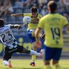 Arouca thrash Moreirense 4-0 to move top of Primeira Liga