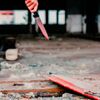 Sticht Mitbewohner mit Taschenmesser nach Religionsstreit in Lagoa
