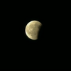 Letzter Mondfinsternis des Jahres verdeckte 96% des Mondes mit rötlicher Färbung