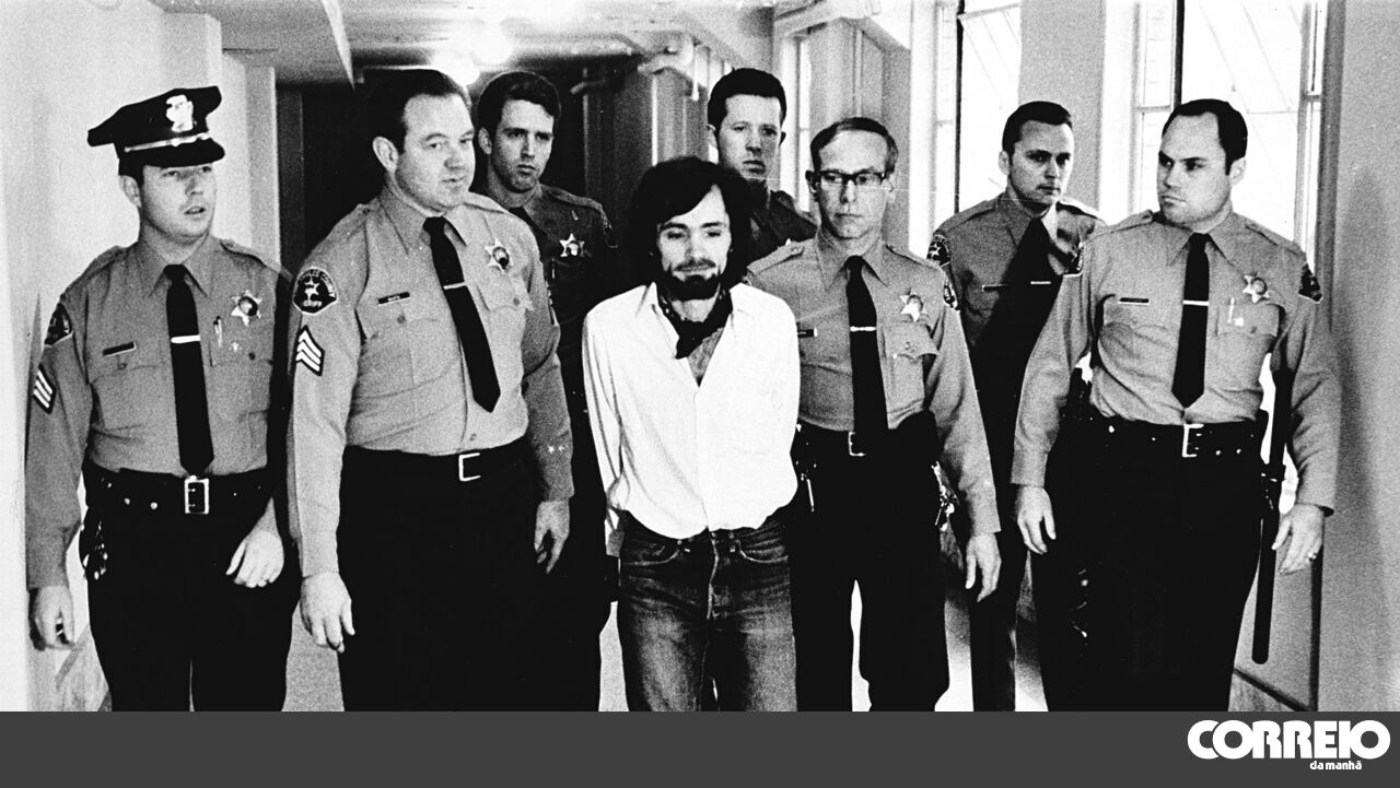 <![CDATA[ Charles Manson e a "Família": O demónio reencarnado ]]>