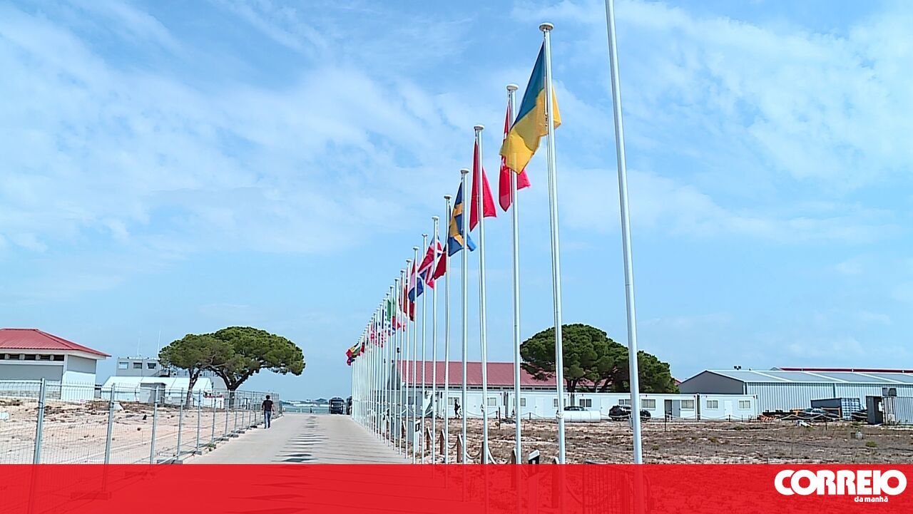Militares ucranianos testam em Troia a NATO numa 'guerra' de drones