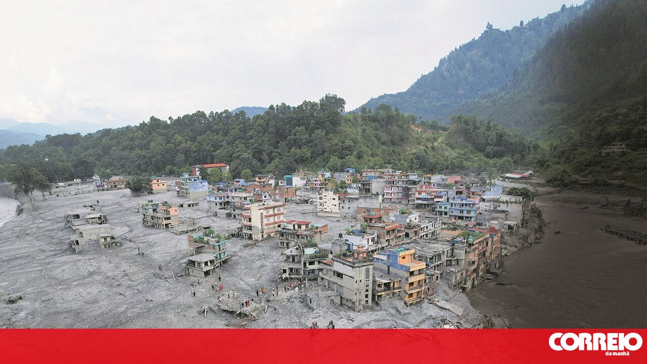 Risco de novas cheias aumenta terror no Nepal