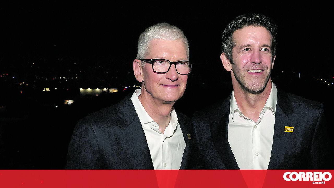 Apple muda página da liderança: Tim Cook cumpre último dia como presidente executivo