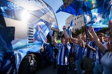 Adeptos do FC Porto antes do jogo para a Supertaça