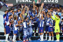 FC Porto comemora vitória na Supertaça 2026