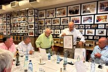 Correio da Manhã homenageia Francisco Moita Flores pelos 25 anos de colaboração