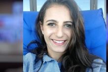 Francesa acusada de grafitar Padrão dos Descobrimentos escapa à Justiça portuguesa
