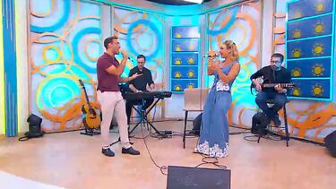 Luciana Abreu canta com Gonçalo Ramos em direto do 'Olá, Bom Dia!'