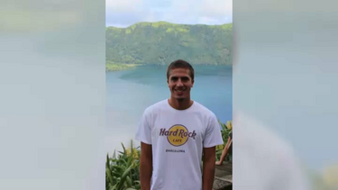 Jovem piloto morre ao recolher manga publicitária