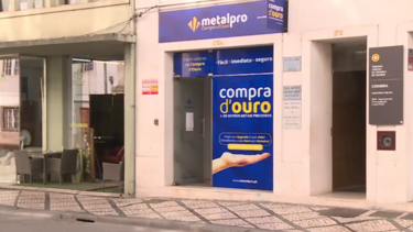 Funcionária de loja ferida por assaltante armado com 'airsoft' em Coimbra 