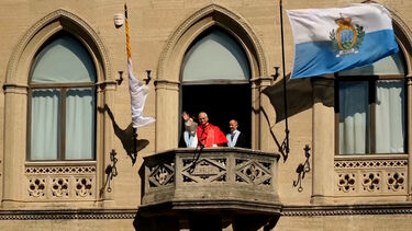 Papa Leão XIV apela à paz na ida a San Marino