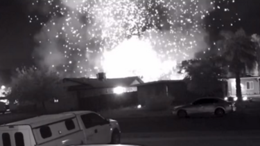 Imagens mostram grande explosão que matou uma pessoa e deixou outras duas hospitalizadas na Califórnia  