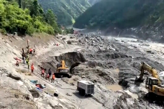 Português resgatado com vida no Nepal