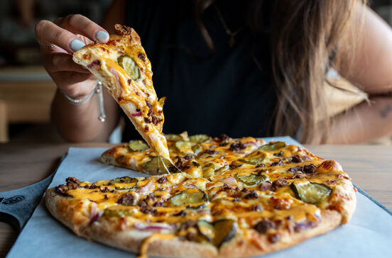 Combo de verão: duas pizzas + pão recheado desde 6,95€