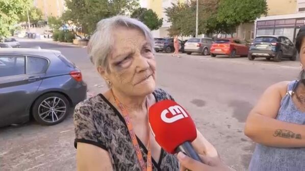 "Fico sempre magoada": idosa cai de escadas de prédio porque edifício tem elevadores avariados em Almada  
