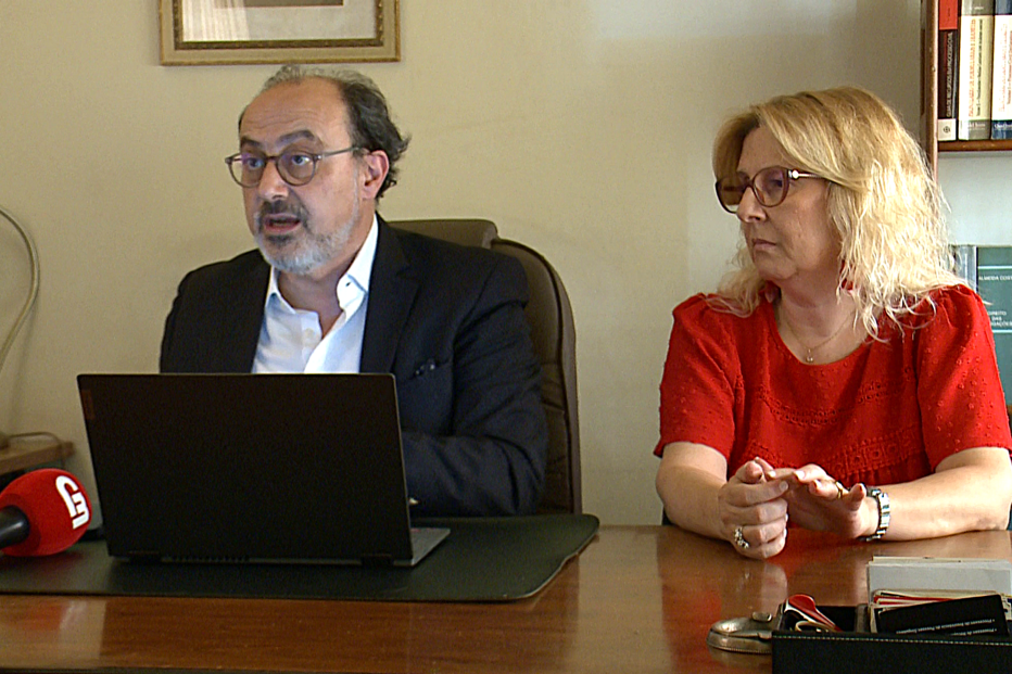 Paulo Duarte e Sofia Castro, pais de Martim de quem a prova de português desapareceu