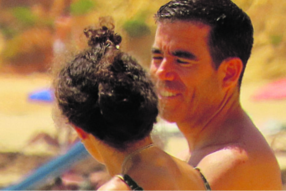 Ministro da Presidência goza dias de férias no Algarve