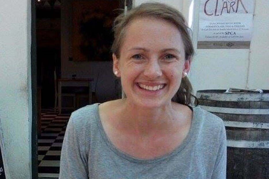 Elisabeth-Jane Ross