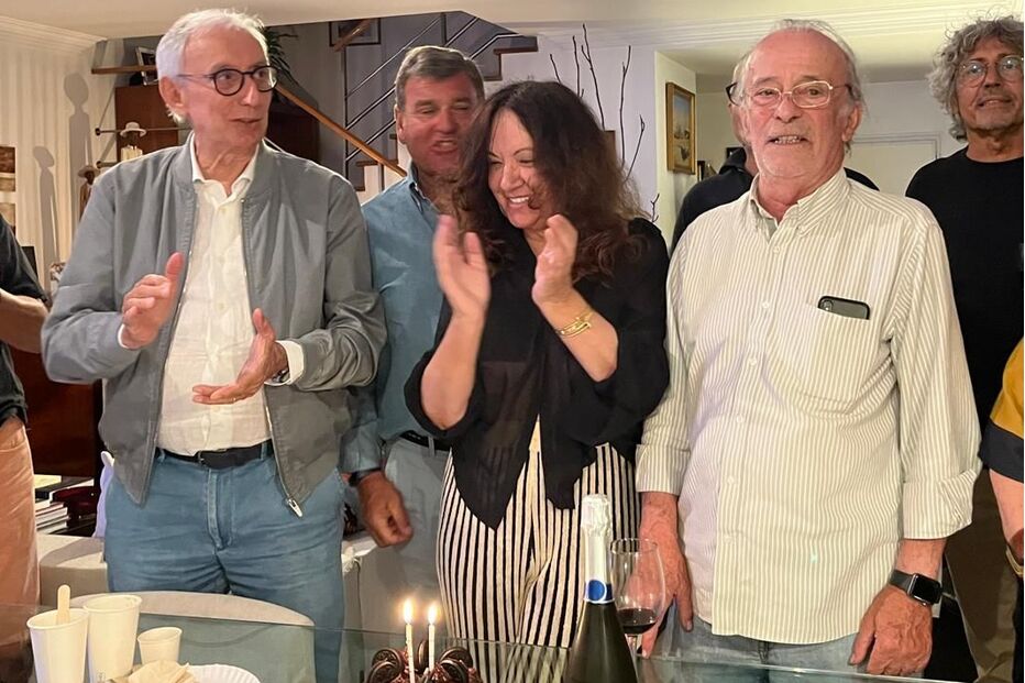 Victor Espadinha anuncia casamento aos 87 anos, rodeado de amigos e família