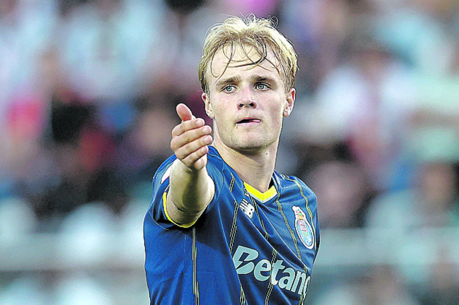 Victor Froholdt é jogador nuclear do plantel do FC Porto