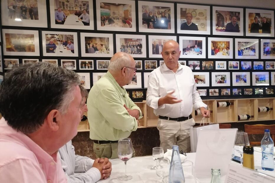 Correio da Manhã homenageia Francisco Moita Flores pelos 25 anos de colaboração